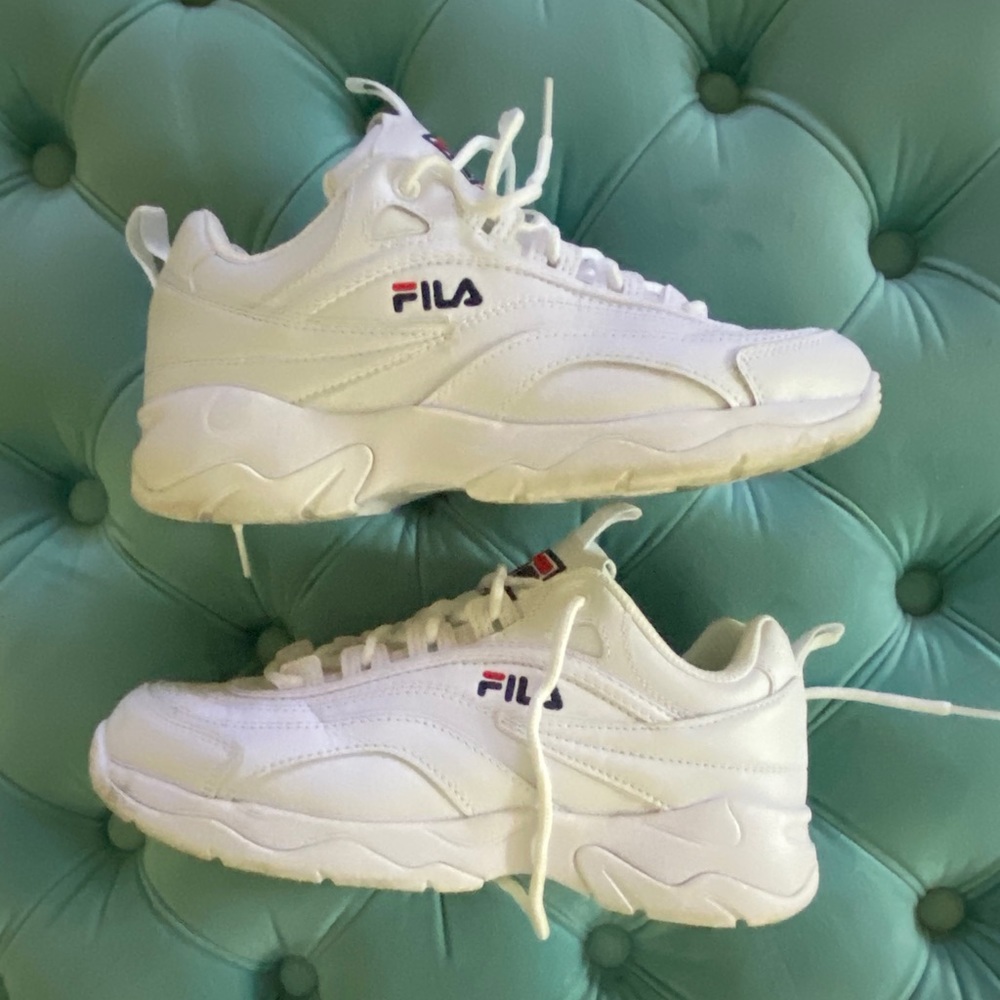 Fila Shoes Sz 7
